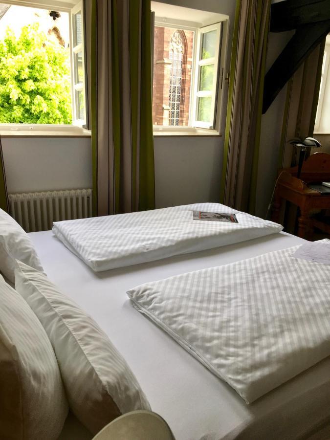 Alt Warburg Hotel Kültér fotó