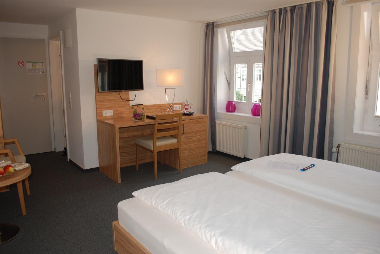 Alt Warburg Hotel Kültér fotó